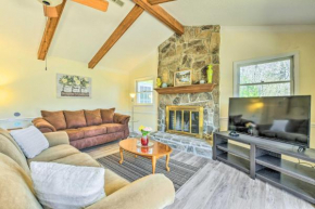Inviting Franklin Cabin with Deck and Mtn Views!